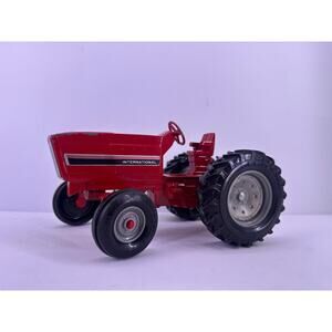 Vintage 1980S Metal International Red Tractor #1697